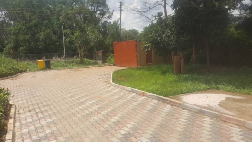 For rent in makeni Bonaventure 2 bedroom apartment( both rooms not self-contained) Now available for rent at k6,500 per month plus security deposit k6,500 and garage collection k100 per month. Total k13,100. Call 0777275900